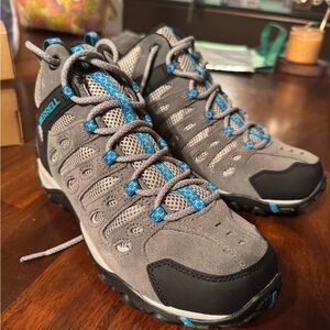 Merrell Gray and Teal Hiking Boots